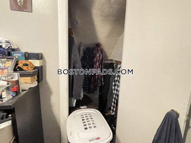 Boston - $3,000 /mo