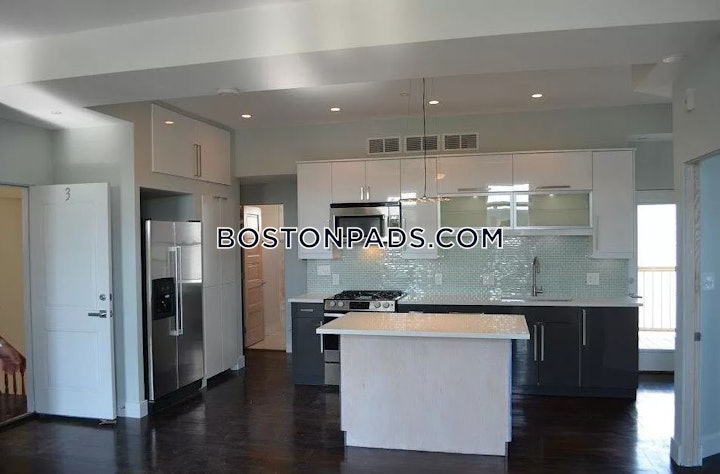 dorchestersouth-boston-border-apartment-for-rent-4-bedrooms-2-baths-boston-4850-4607277 