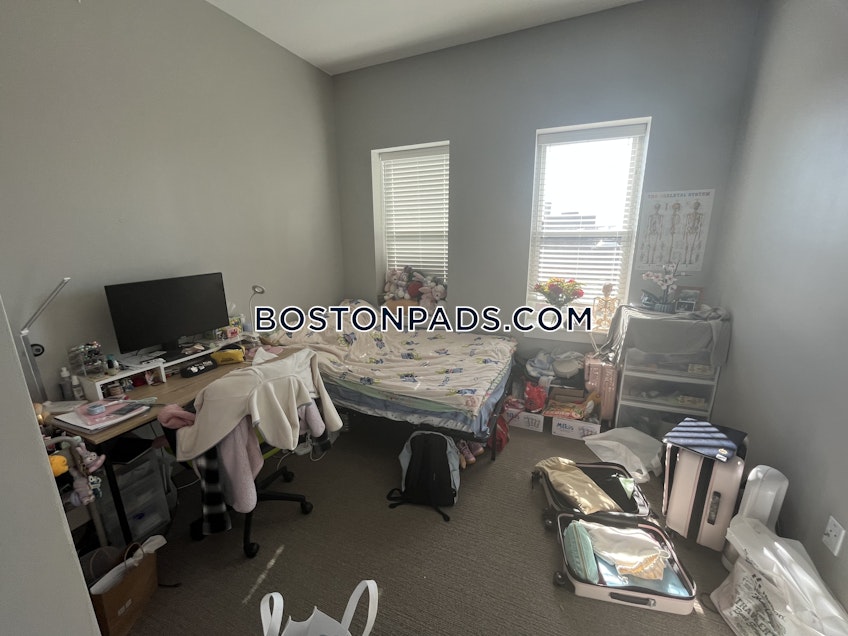 Boston - $6,050 /month