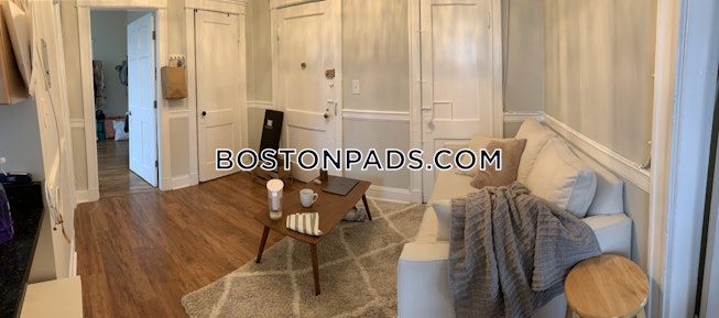 Boston - $3,100 /mo