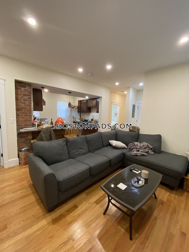 Boston - $3,800 /mo