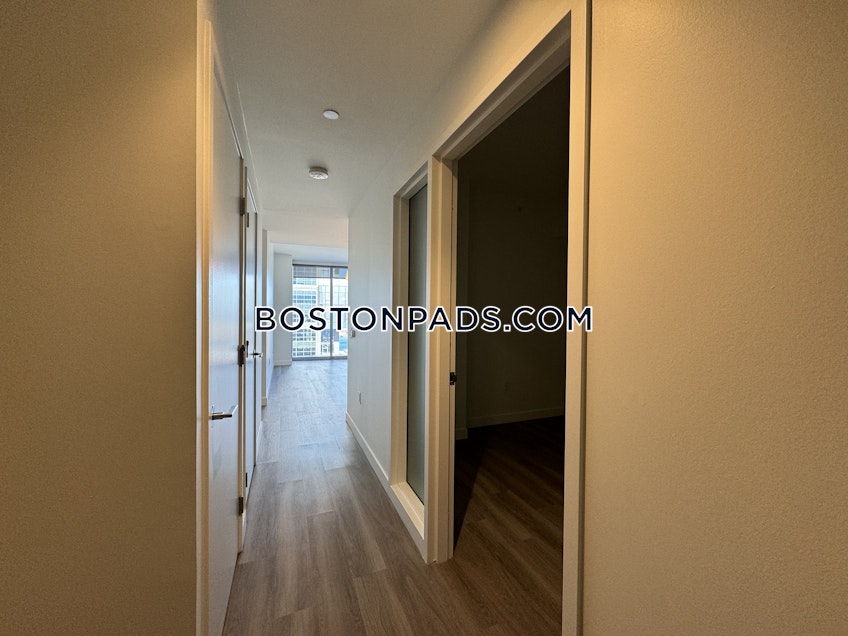 Boston - $7,627 /month