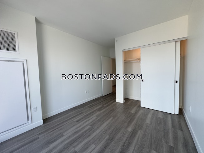 Boston - $7,473 /mo