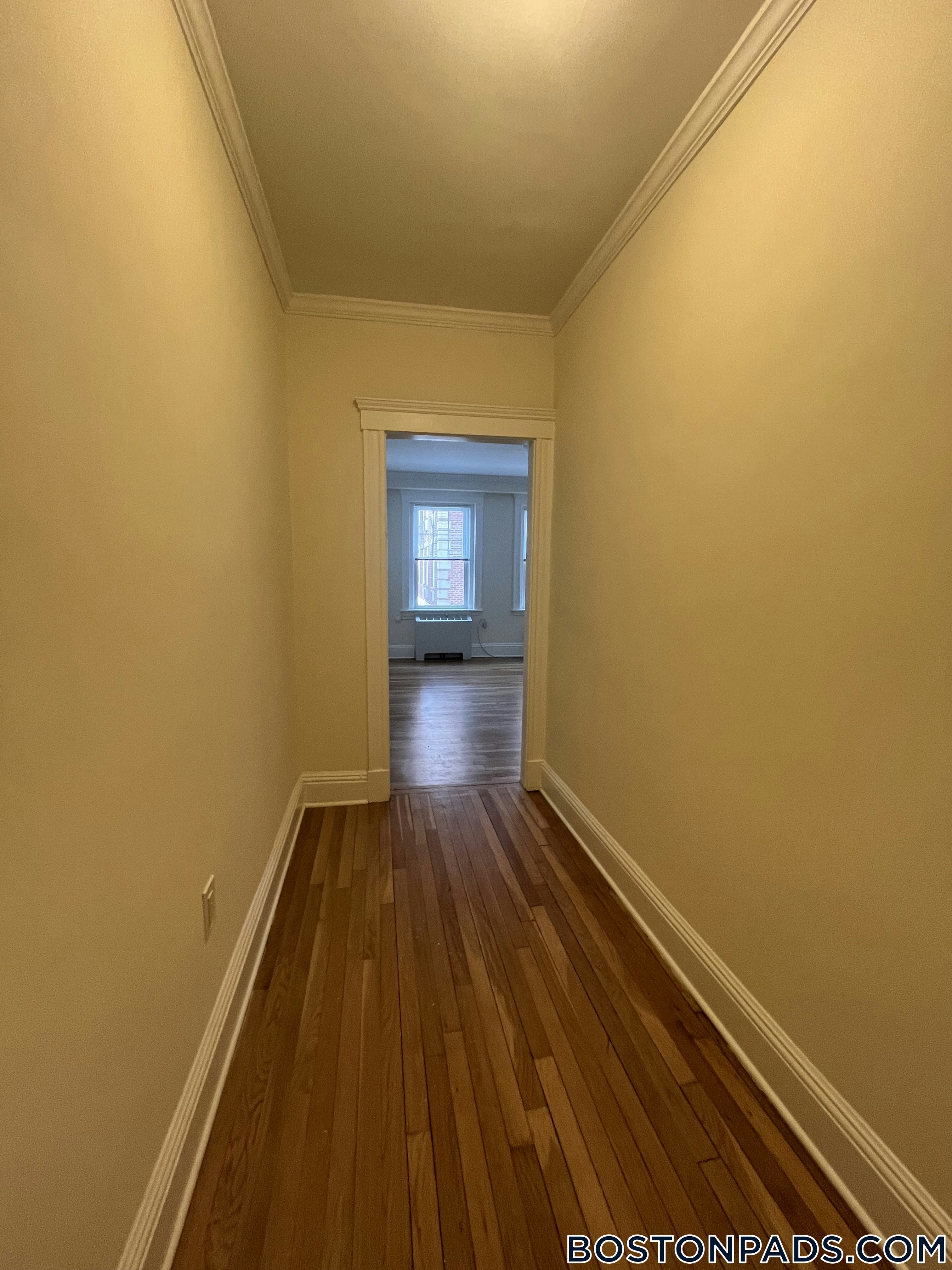 Cambridge - $2,790