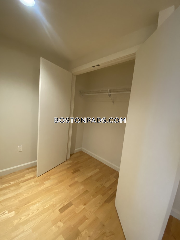 Washington St., Boston