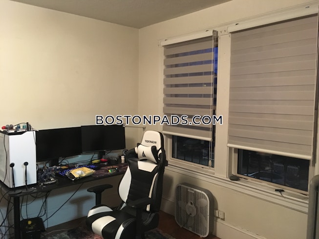 Somerville - $2,300 /mo