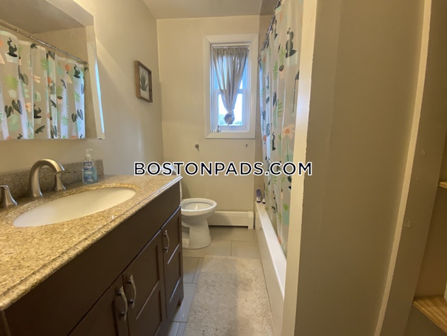 Somerville - $3,400 /mo