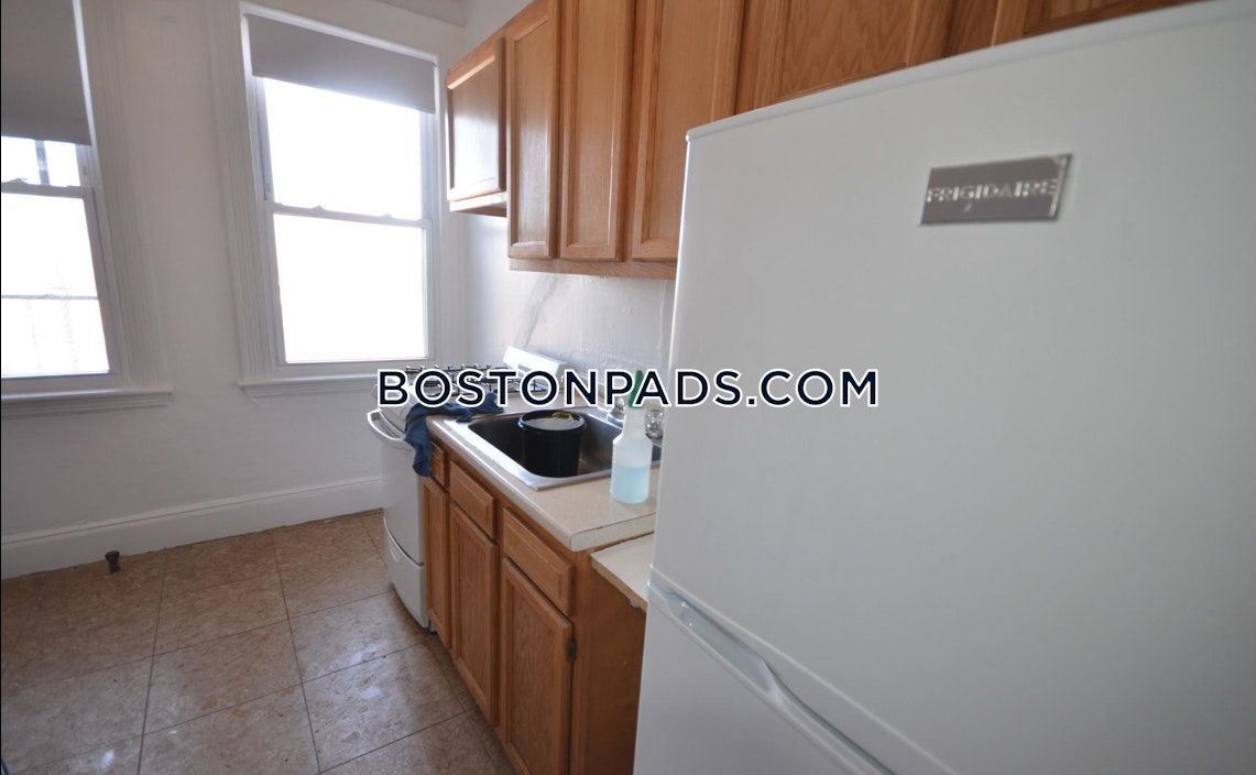 Boston - $1,925