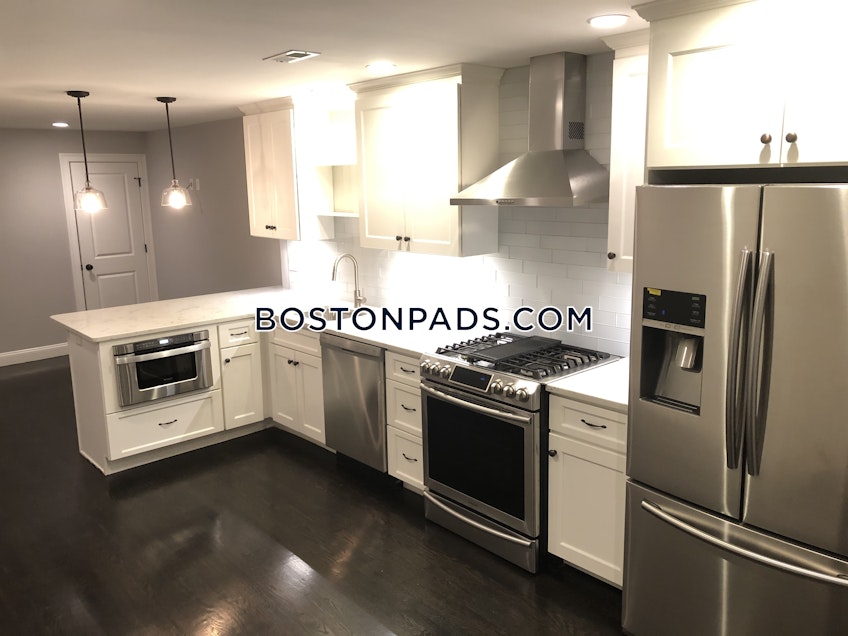 Boston - $4,400 /month