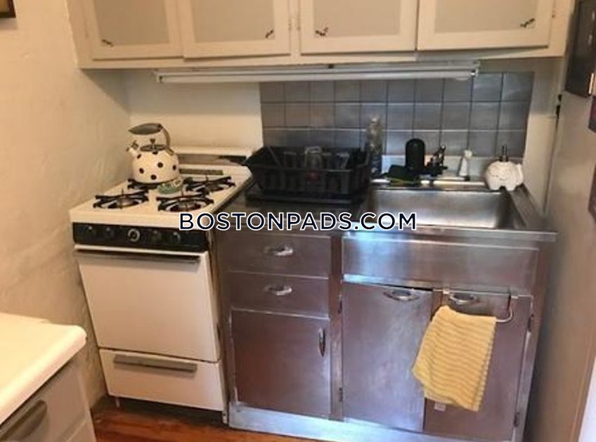 Boston - $1,975 /month