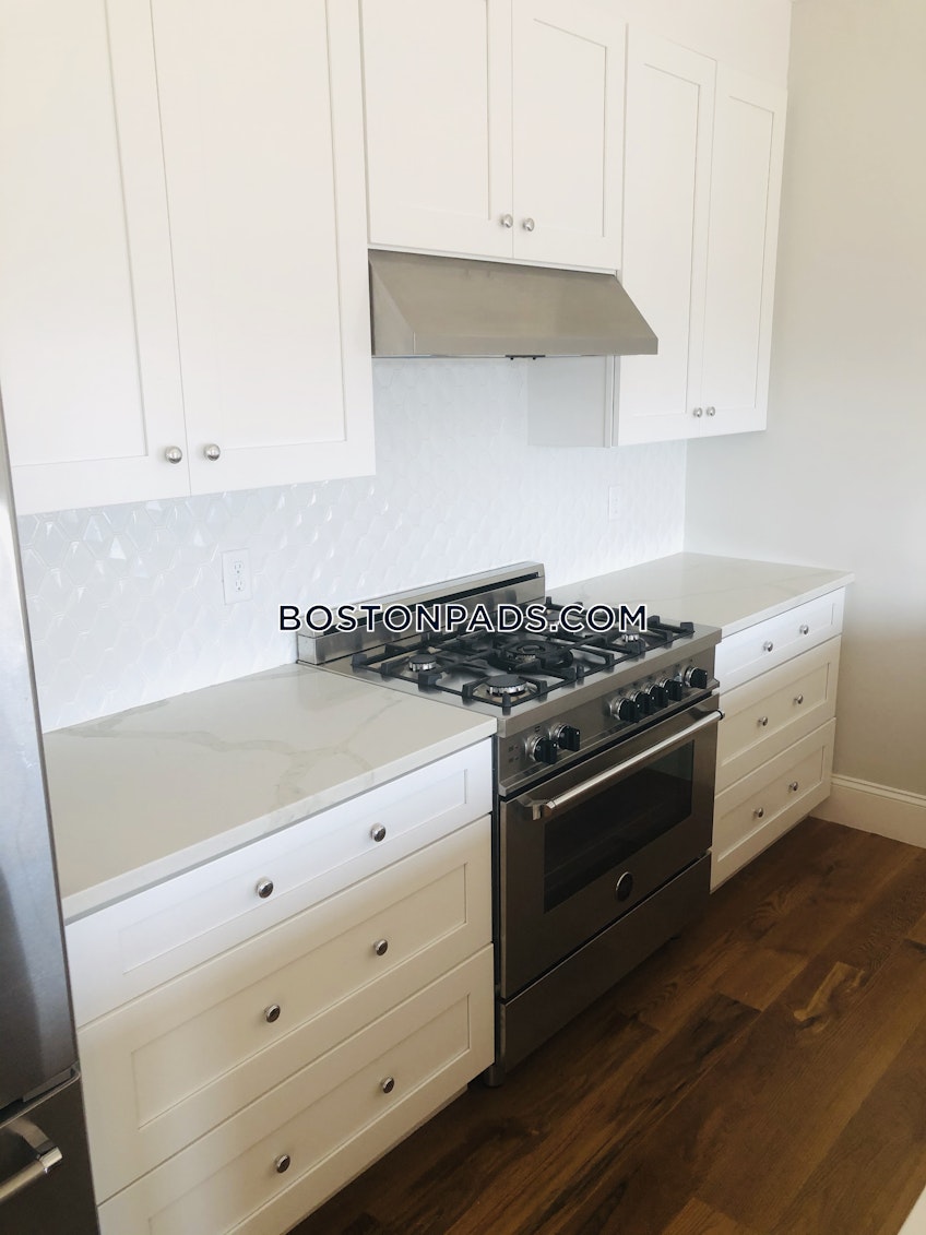 Boston - $3,600 /month