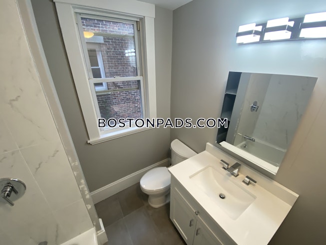 Boston - $4,850 /mo