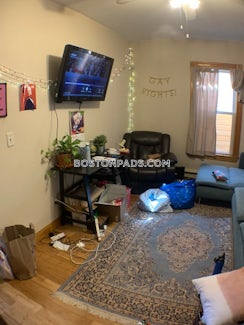 Boston, $3,200/mo