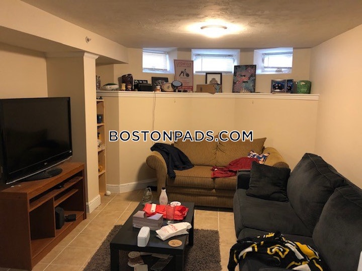 mission-hill-apartment-for-rent-1-bedroom-1-bath-boston-2395-4503660 
