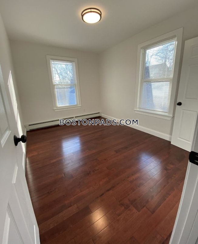 Boston - $3,200 /mo