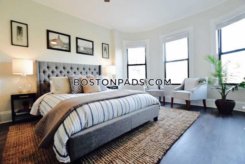 Boston - $5,800 /month