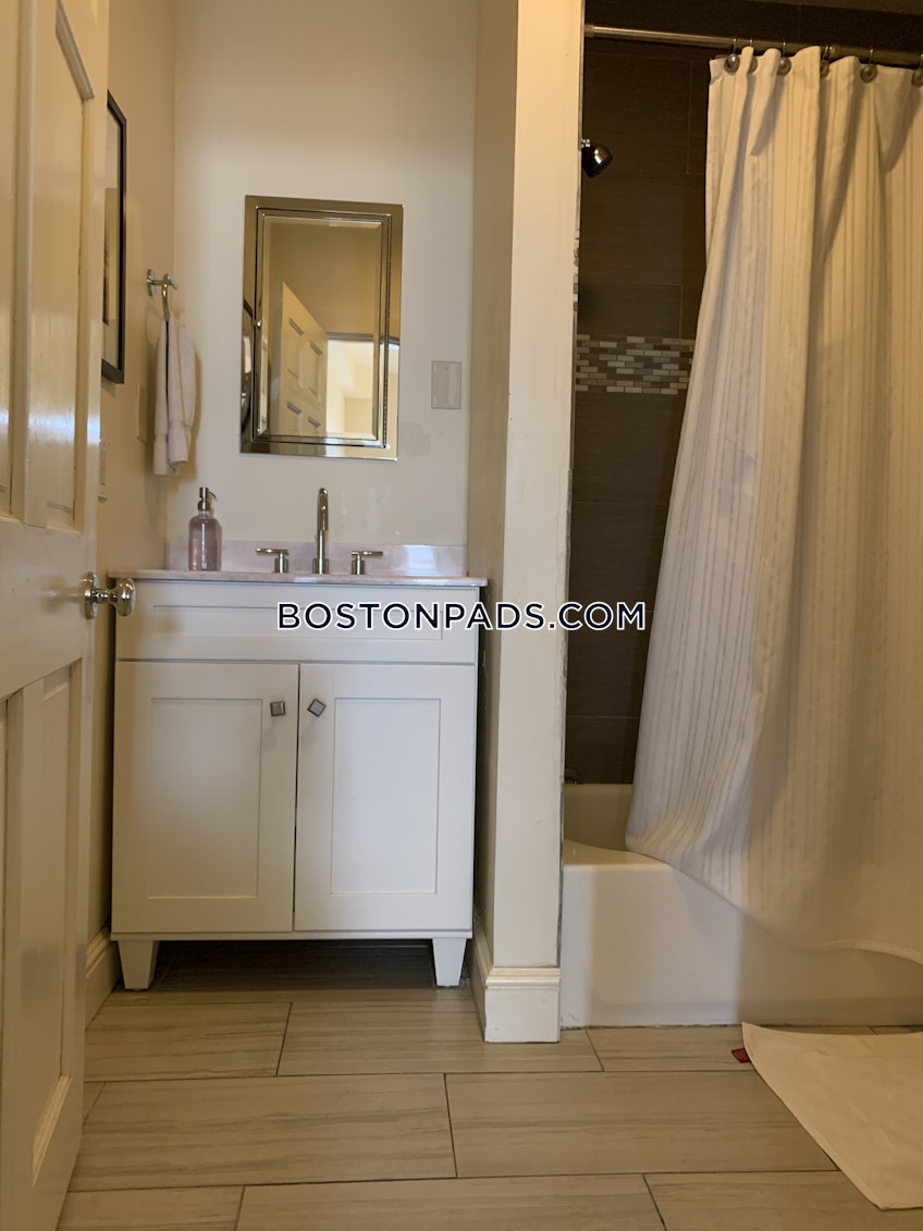 Boston - $3,550 /month