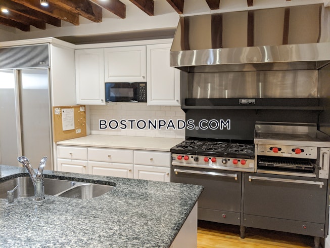 Boston - $13,750 /mo