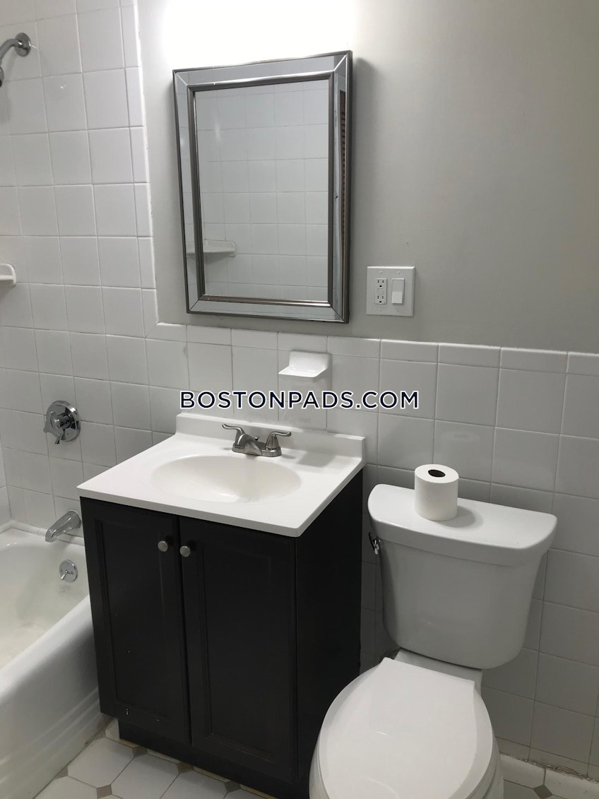 Boston - $3,995 /month