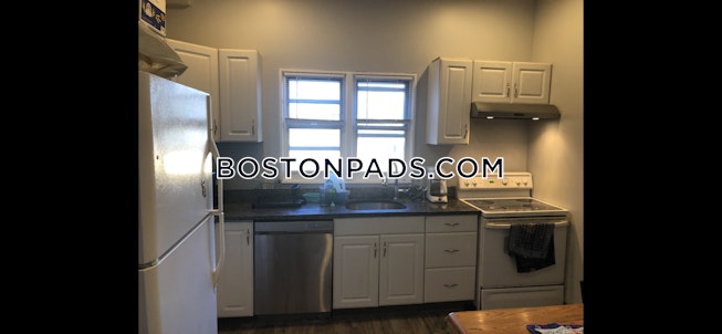 Boston - $1,700 /mo