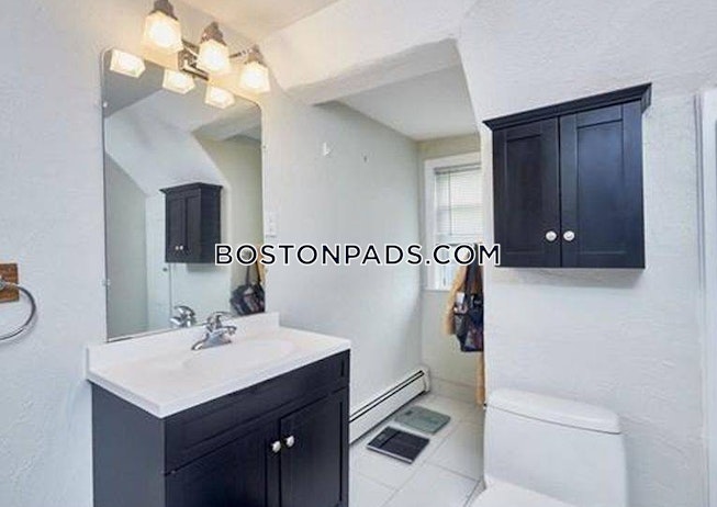 Boston - $4,200 /mo