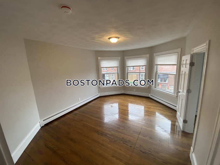 Somerville - $2,200 /month