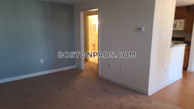 Waltham - $2,545 /mo