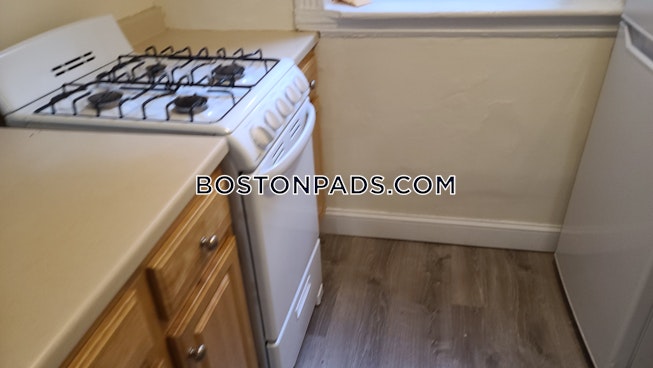 Brookline - $2,000 /mo