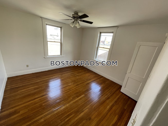 Boston - $1,700 /mo