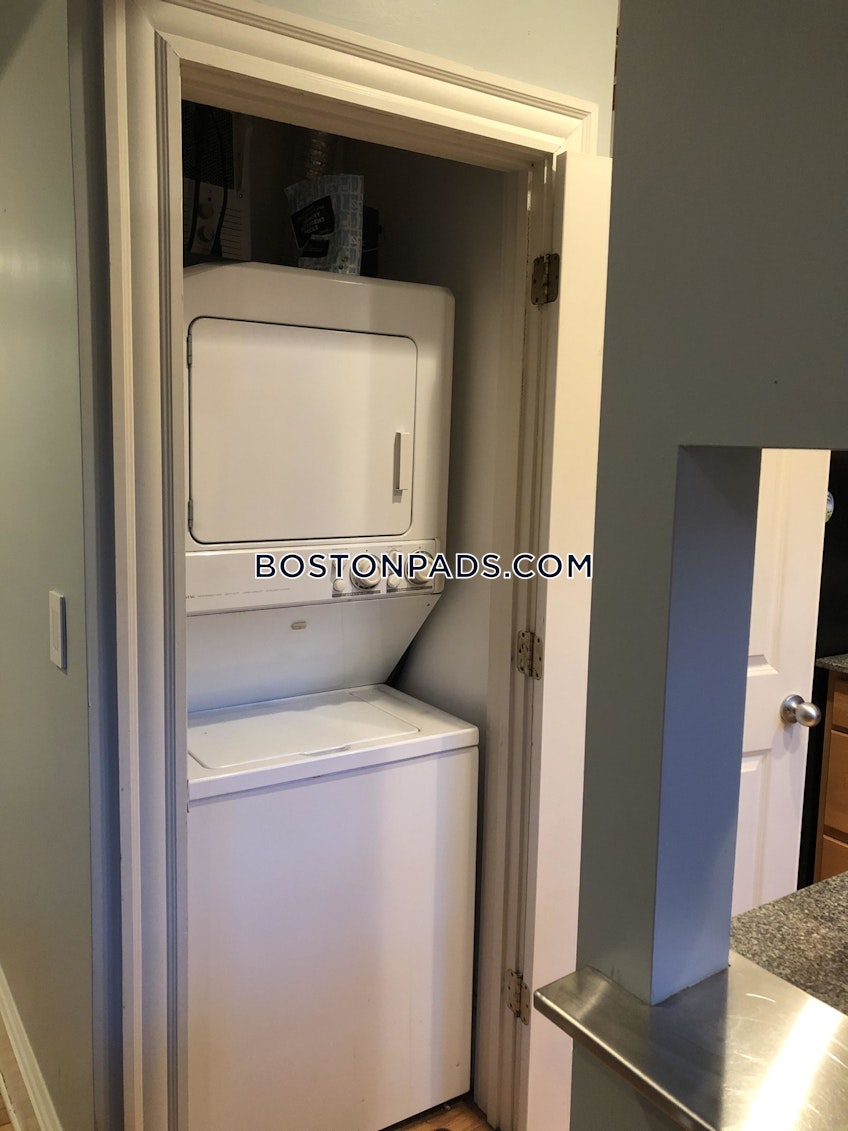 Boston - $3,350 /month