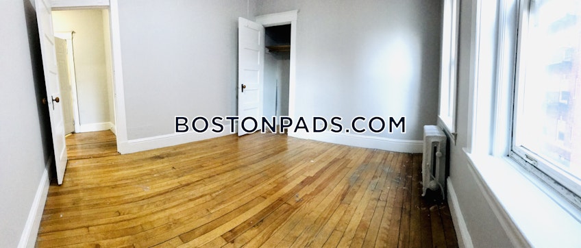 Boston - $2,495 /month