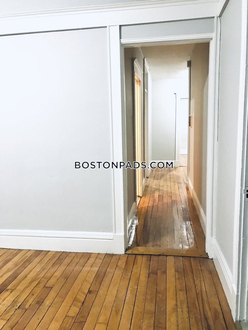 Boston - $2,225 /month