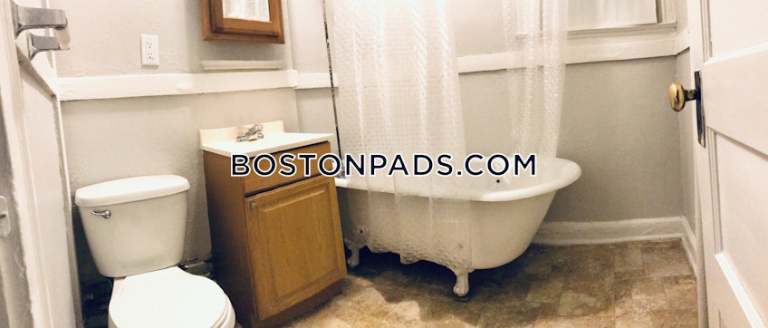 Boston - $2,225 /month