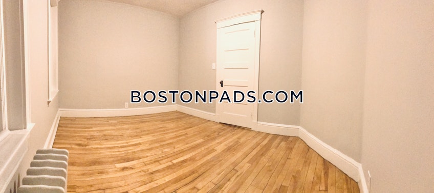 Boston - $2,495 /month