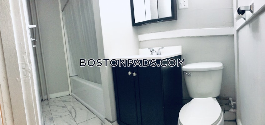 Boston - $2,550 /month