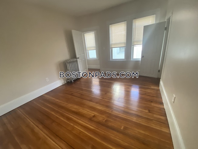 Boston - $3,400 /mo