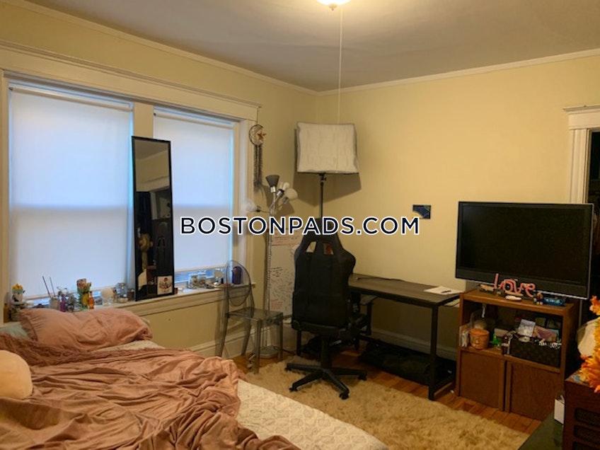 Boston - $2,550 /month