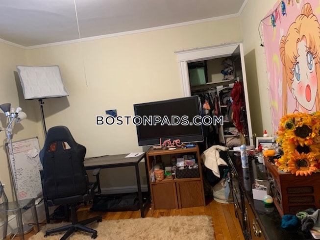 Boston - $2,550 /mo