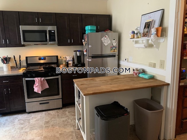 Boston - $2,550 /mo