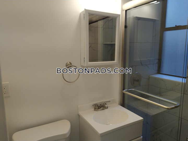 fenwaykenmore-apartment-for-rent-2-bedrooms-1-bath-boston-3800-4634594 