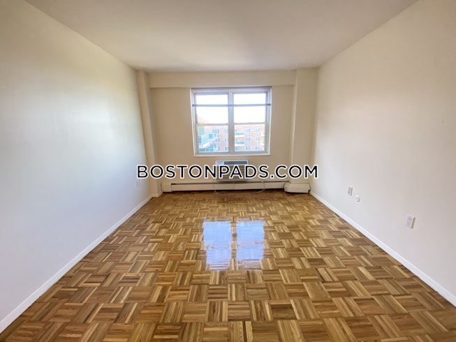 Brookline - $3,800 /mo