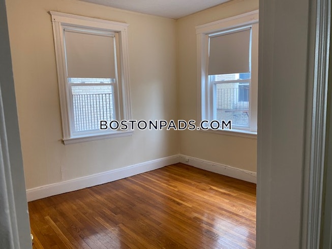 Boston - $2,275 /mo