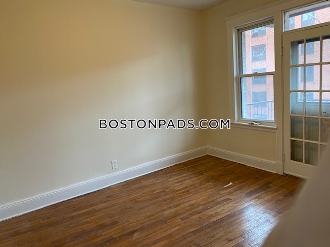 Boston - $2,750 /mo