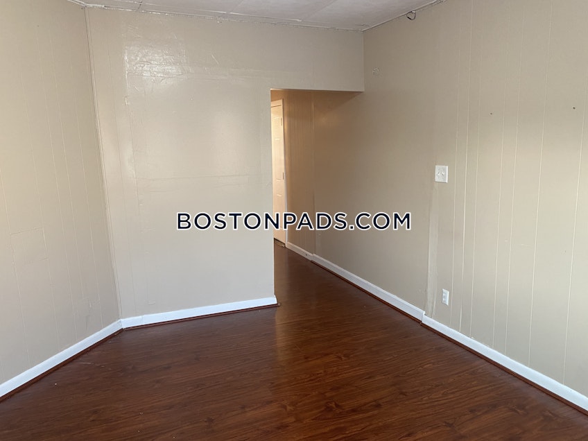 Boston - $2,395 /month