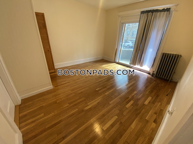 Boston - $3,550 /mo