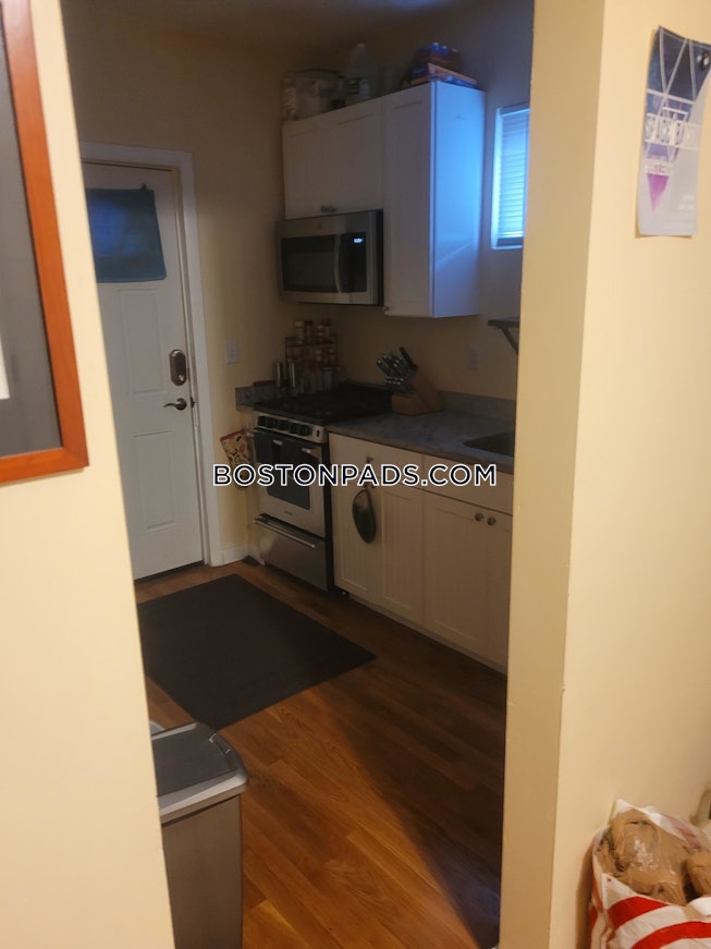 Somerville - $2,500 /mo