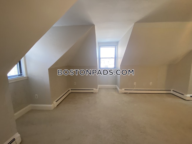 Brookline - $3,000 /mo