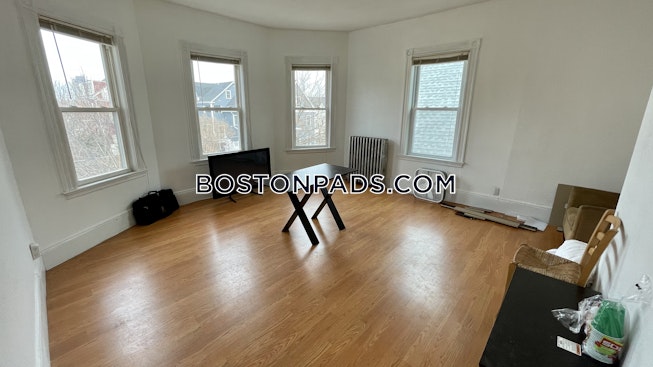 Roxbury Crossing - $6,500 /mo