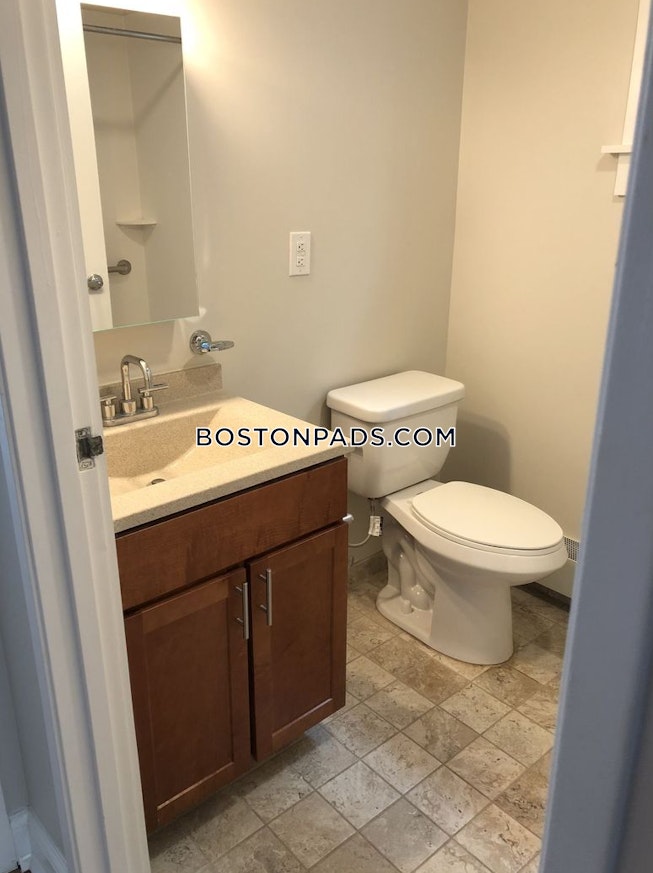 Cambridge - $2,500 /mo