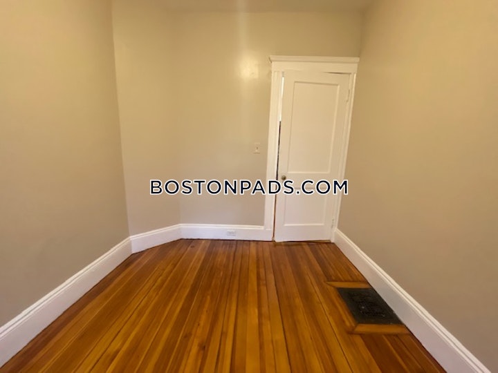 Homes Ave. Boston picture 10
